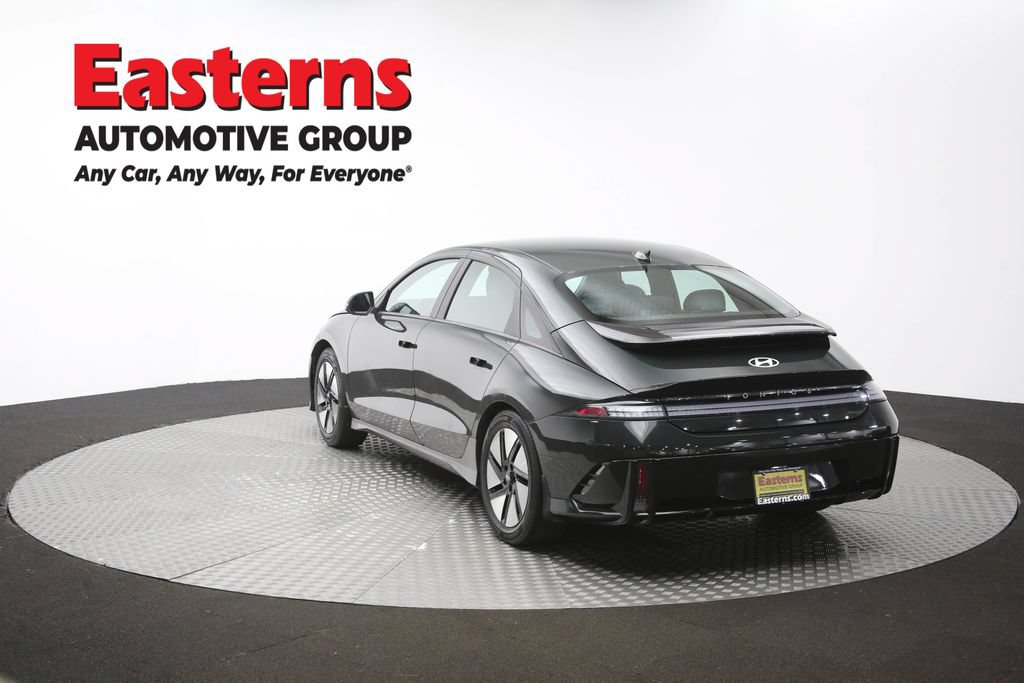 Used 2024 Hyundai Ioniq 6 SE RWD image 35