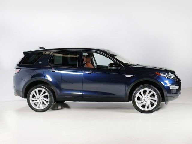 Used 2017 Land Rover Discovery Sport HSE Luxury image 31