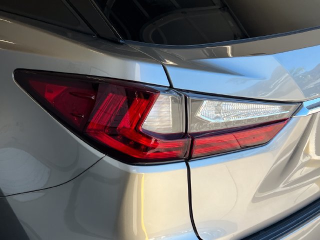 Used 2019 Lexus RX 350 FWD w/ Navigation Package image 16