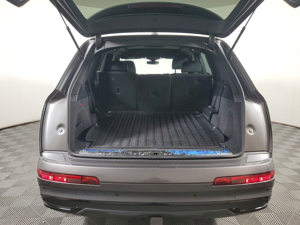 Used 2021 Audi Q7 3.0T Premium Plus image 9