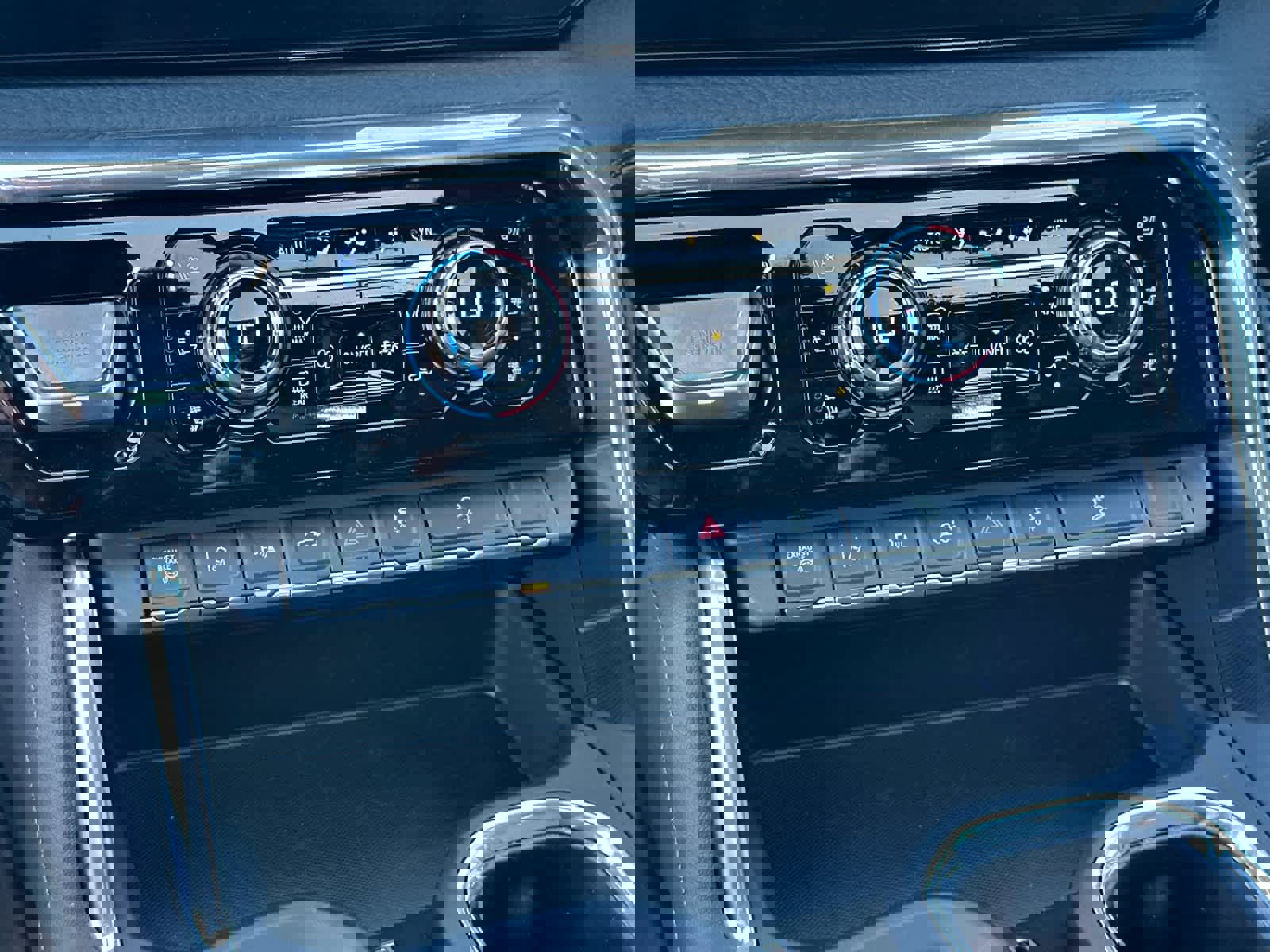 New 2026 GMC Sierra 2500 Denali w/ Technology Package image 19