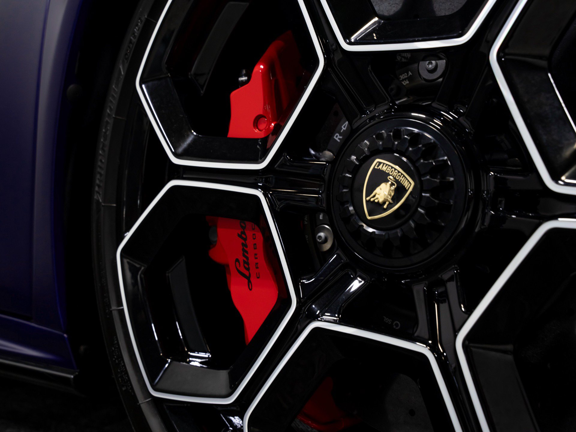 Used 2024 Lamborghini Huracan Tecnica RWD image 17