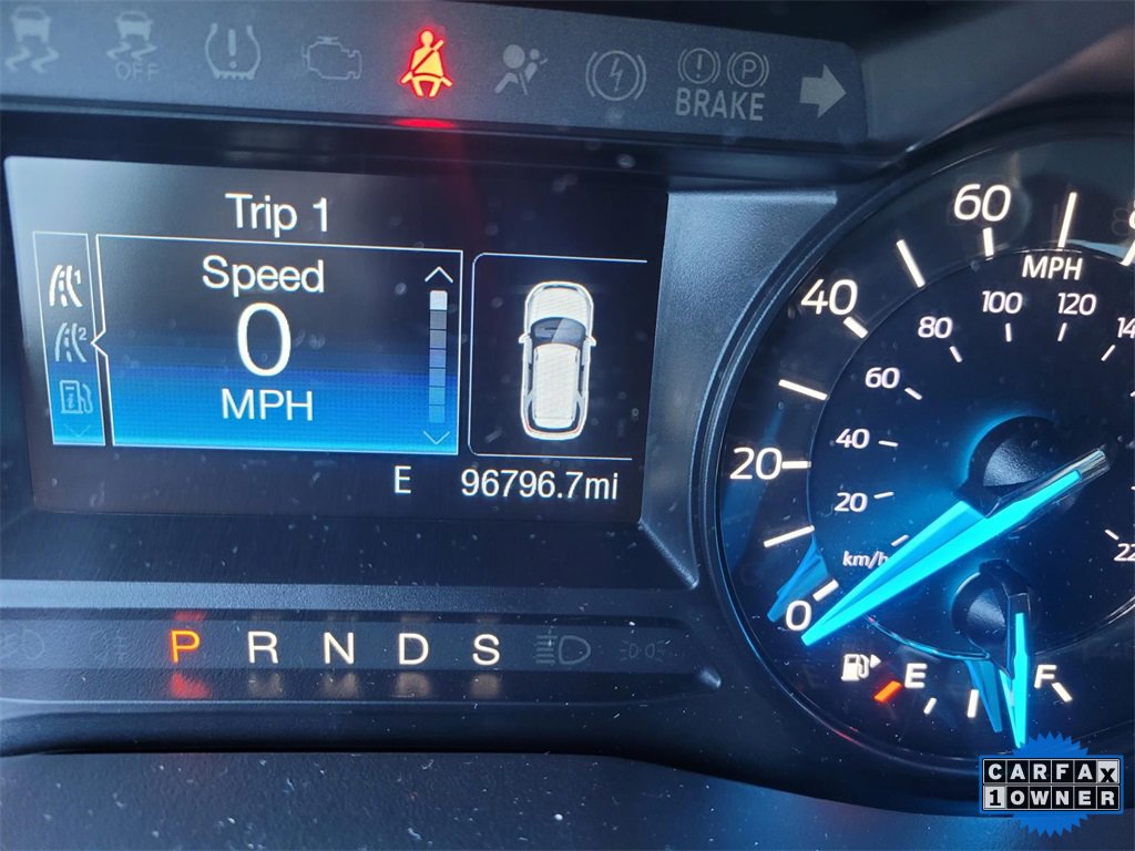 Used 2018 Ford Explorer XLT image 32