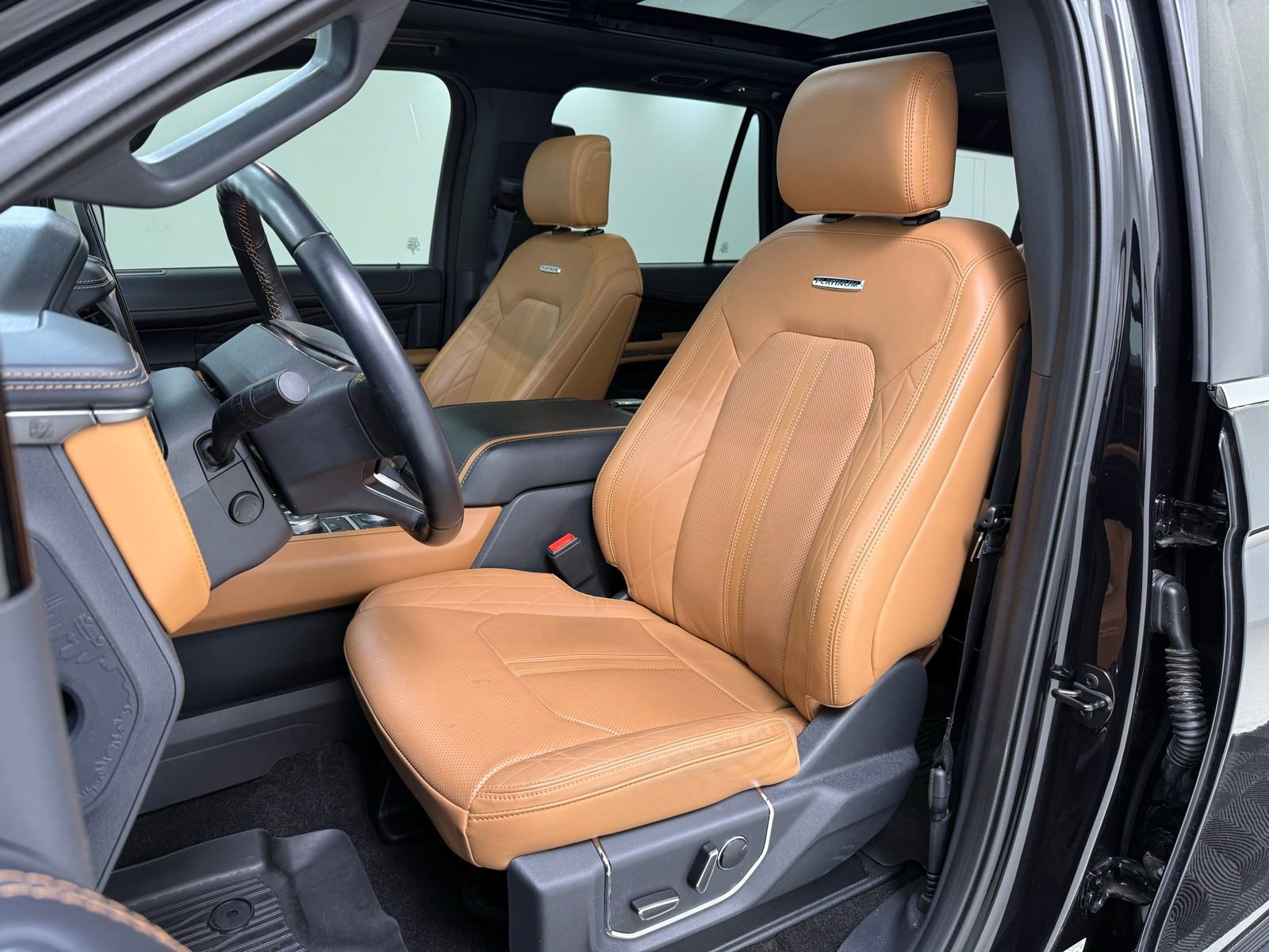 Used 2023 Ford Expedition Max Platinum image 31