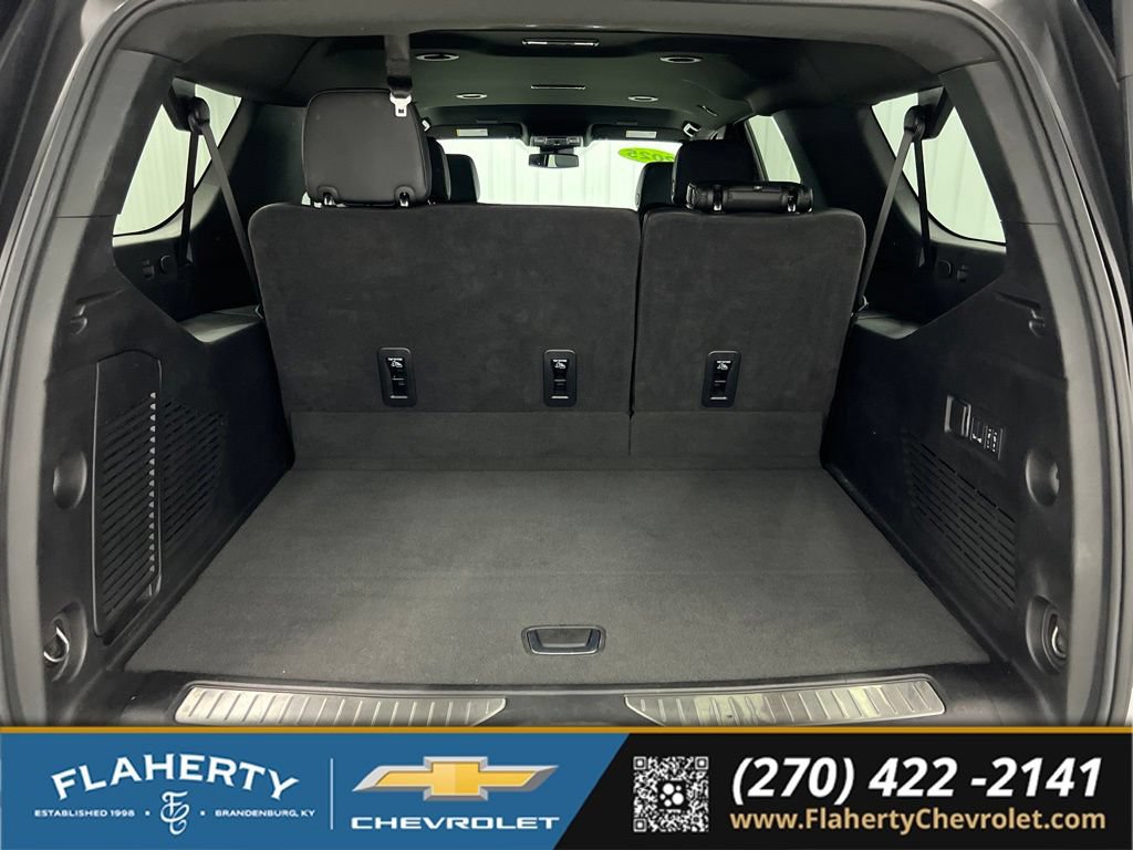 Used 2025 GMC Yukon XL Denali AWD/4WD image 19
