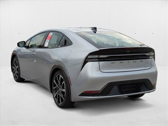 New 2026 Toyota Prius Plug-In Hybrid FWD image 9