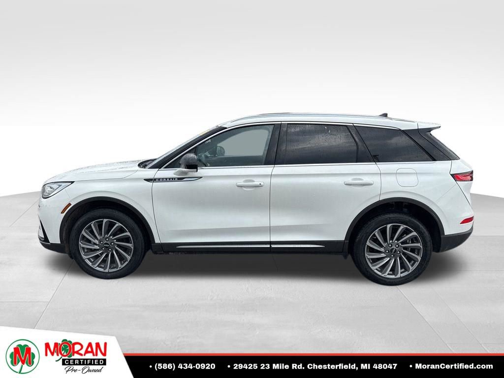 Used 2023 Lincoln Corsair Reserve AWD/4WD image 2