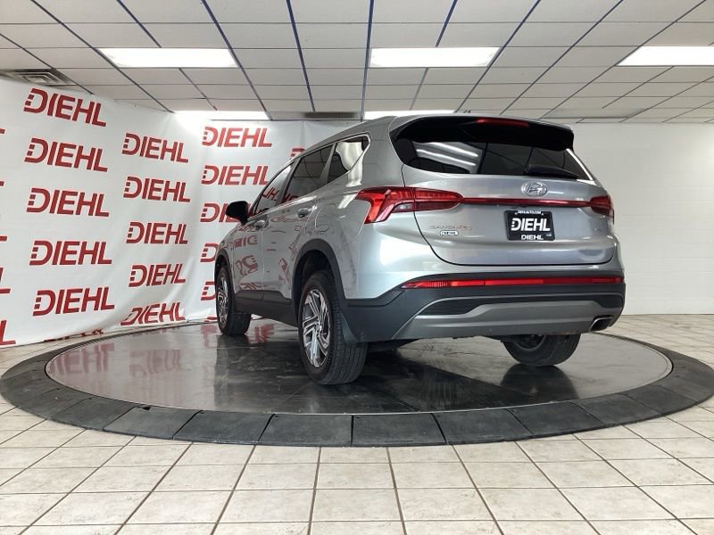 Used 2023 Hyundai Santa Fe SE w/ Cargo Package AWD/4WD image 5