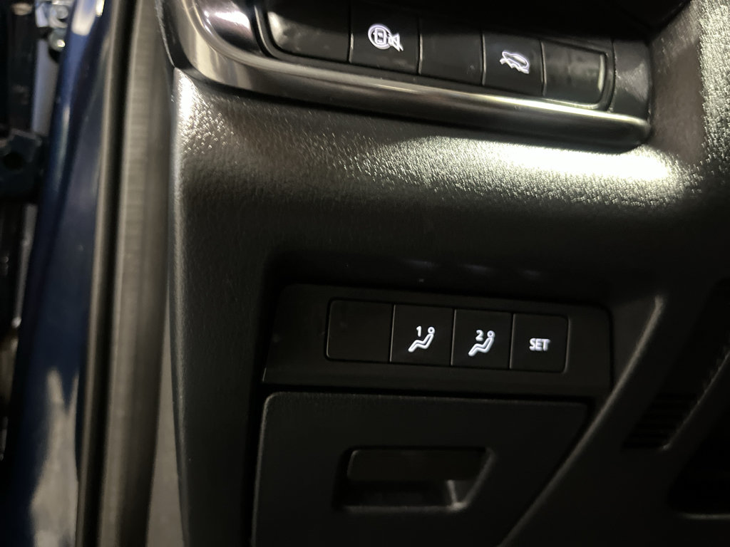 Used 2025 MAZDA CX-30 AWD 2.5 S w/ Preferred Package image 34