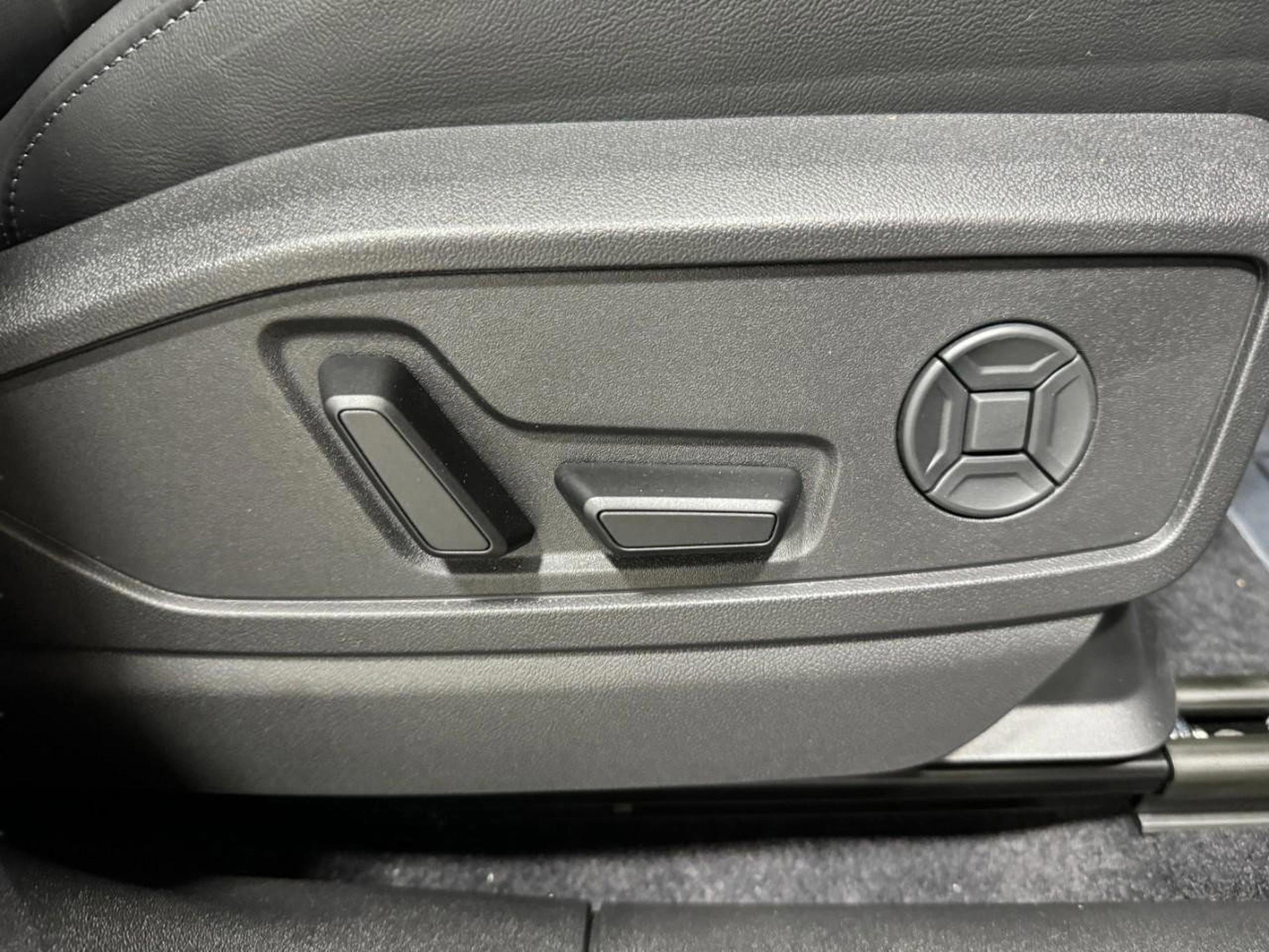 New 2025 Audi Q5 Premium Plus image 19