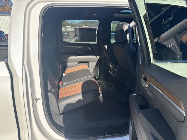 Used 2024 Chevrolet Silverado 1500 High Country image 25