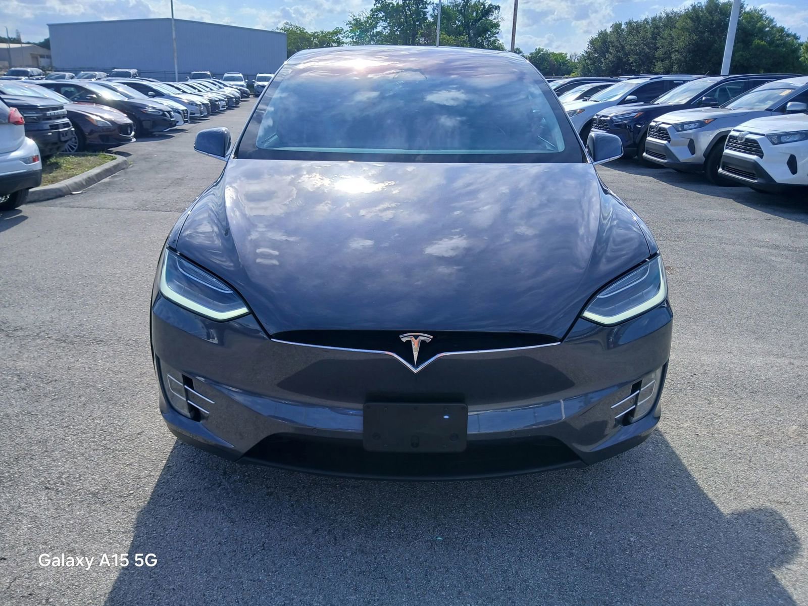Used 2017 Tesla Model X 100D AWD/4WD image 3