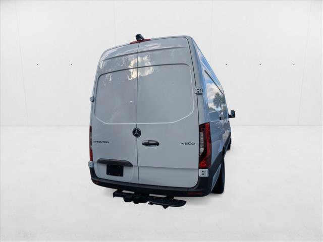 New 2025 Mercedes-Benz Sprinter 4500 image 2