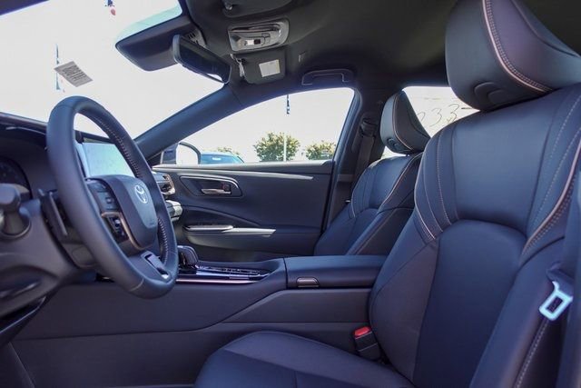 New 2025 Toyota Crown Signia image 16