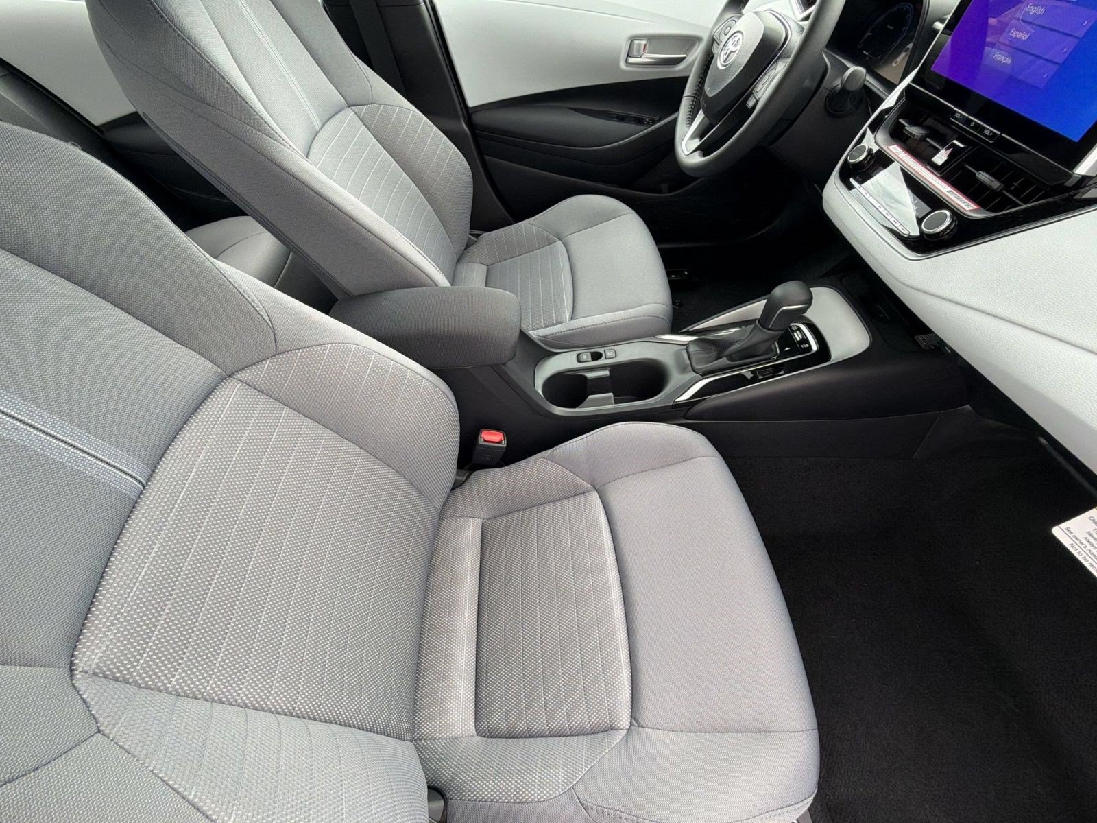 Used 2026 Toyota Corolla SE w/ SE Package FWD image 25