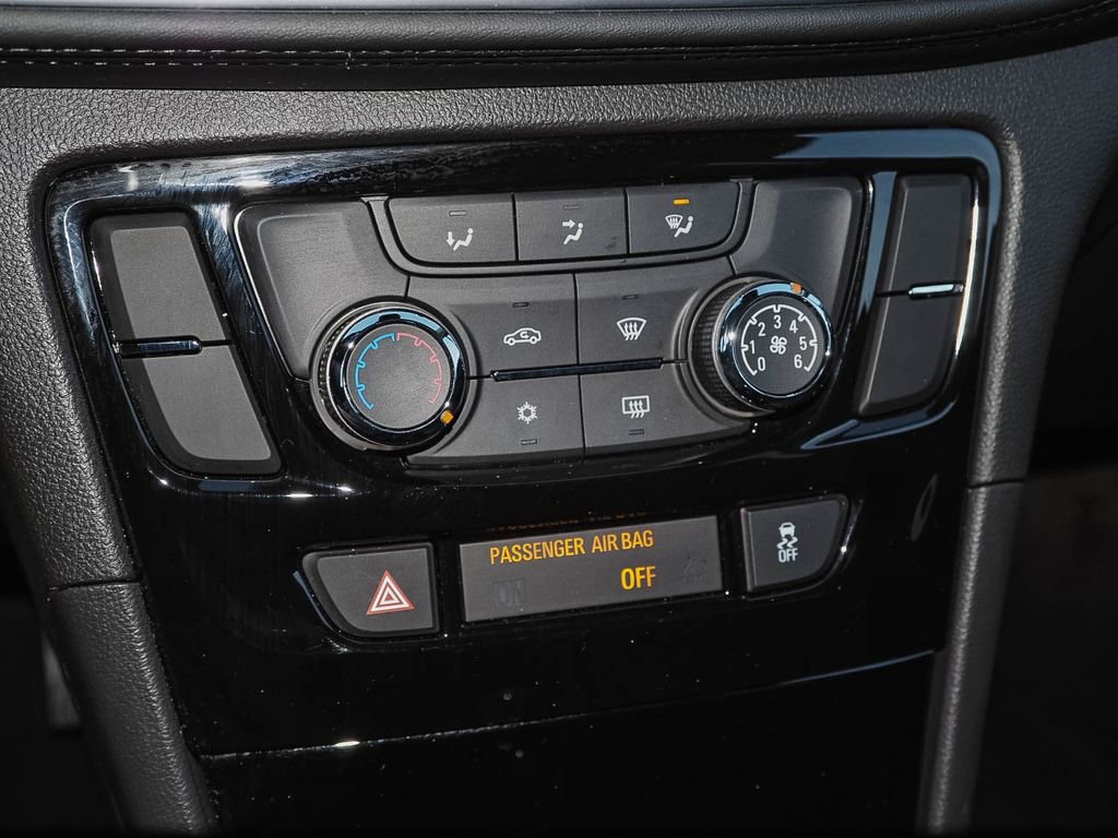 Used 2022 Buick Encore Preferred w/ Safety Package image 13