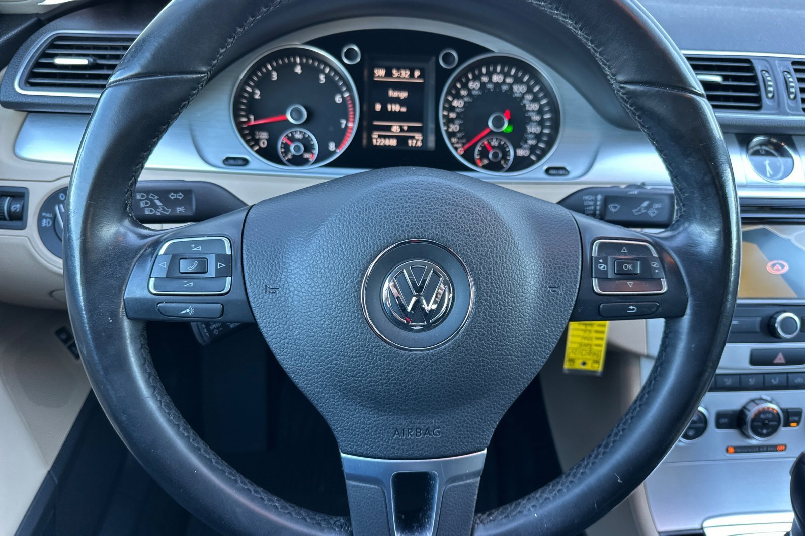 Used 2015 Volkswagen CC Sport image 24