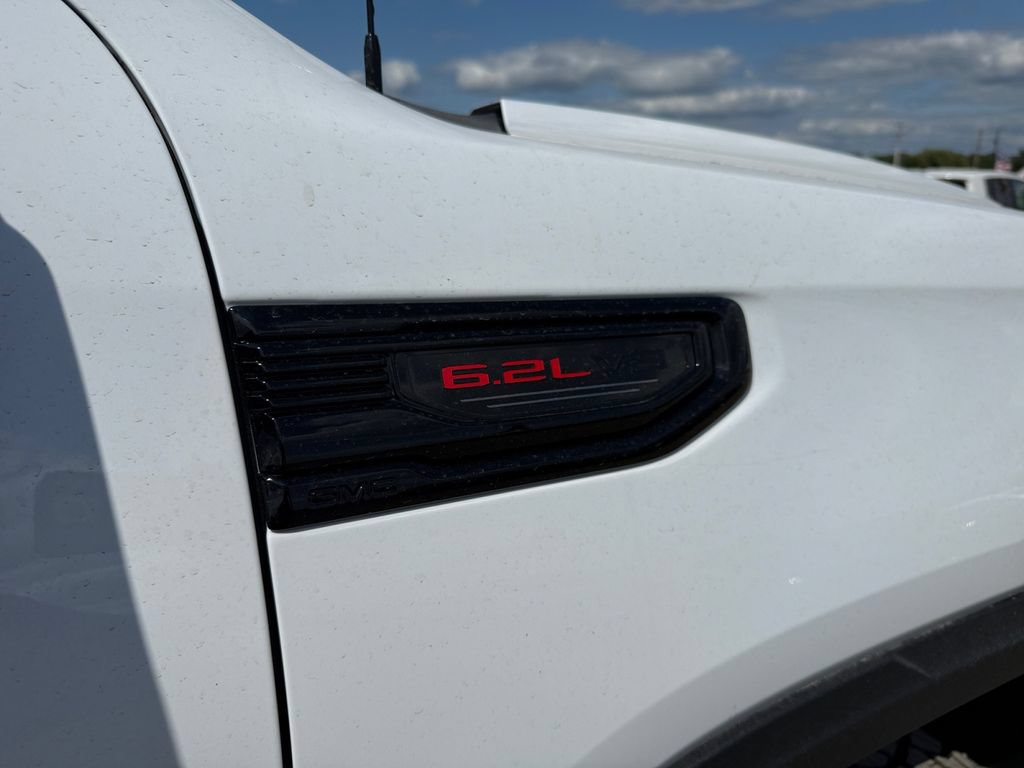 New 2026 GMC Sierra 1500 AT4X w/ LPO, Black Badging Package AWD/4WD image 45