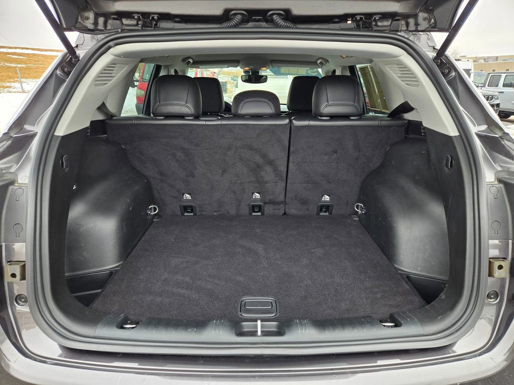 Used 2022 Jeep Compass Latitude image 27