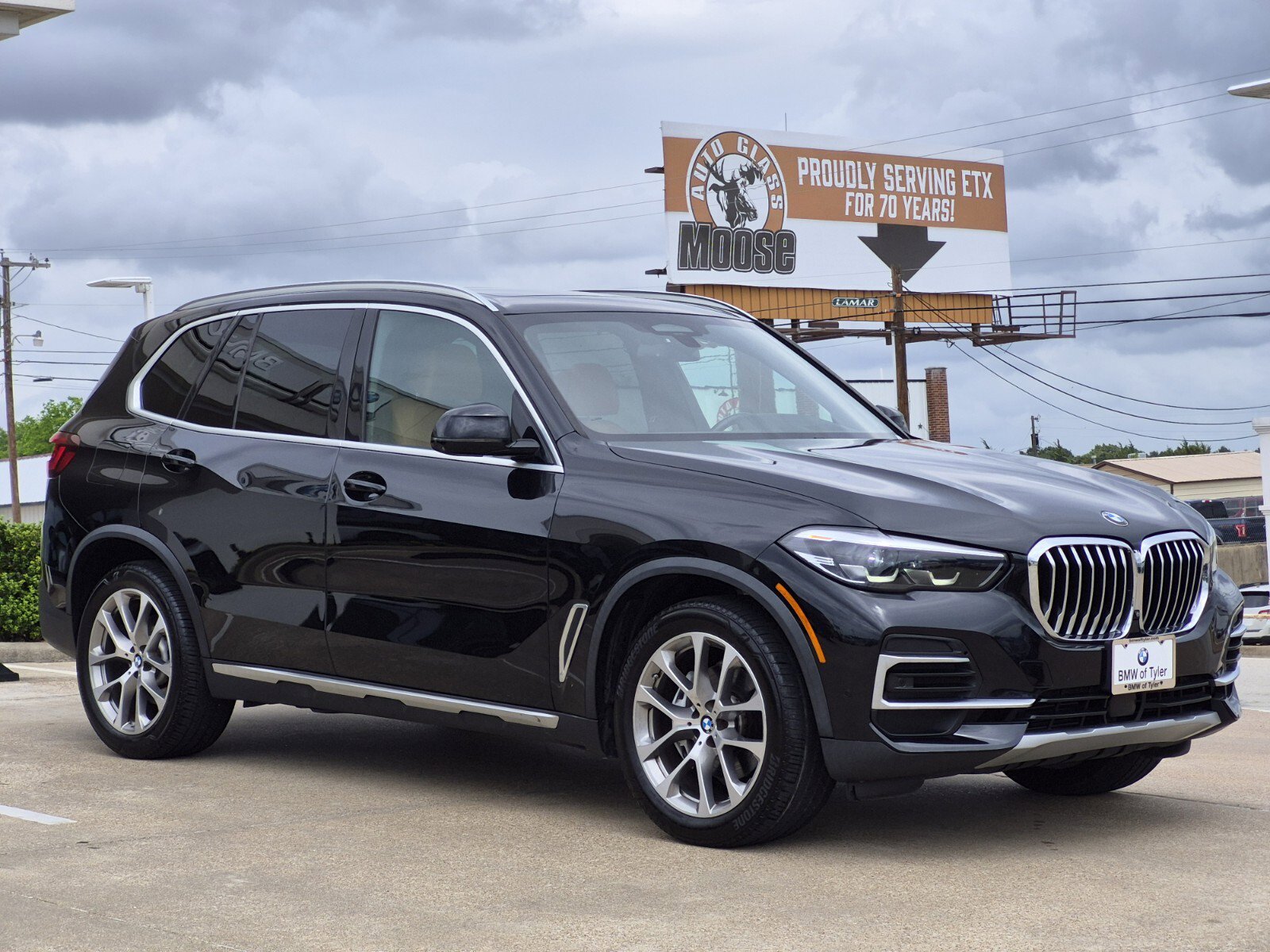 Certified 2022 BMW X5 sDrive40i image 3