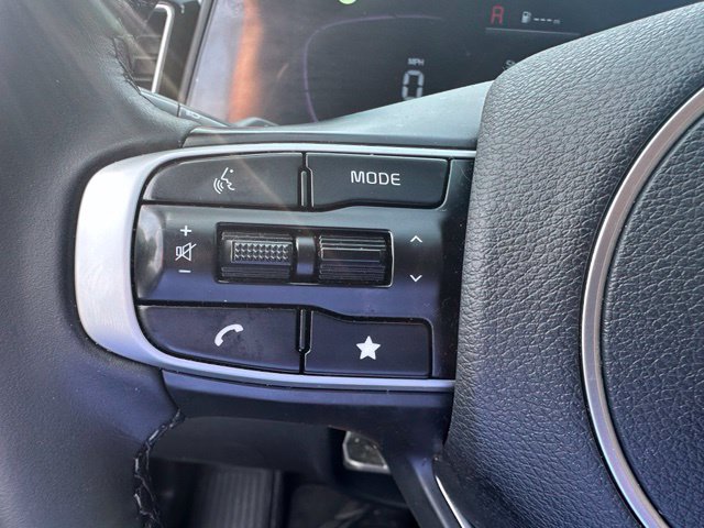 Used 2025 Kia Sportage EX FWD image 18