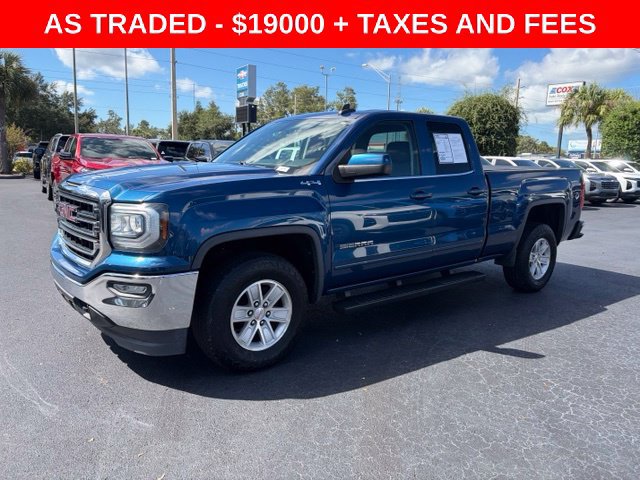 Used 2017 GMC Sierra 1500 SLE w/ SLE Value Package AWD/4WD image 3