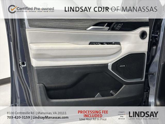 Certified 2024 Jeep Wagoneer Series II w/ Convenience Group I image 14