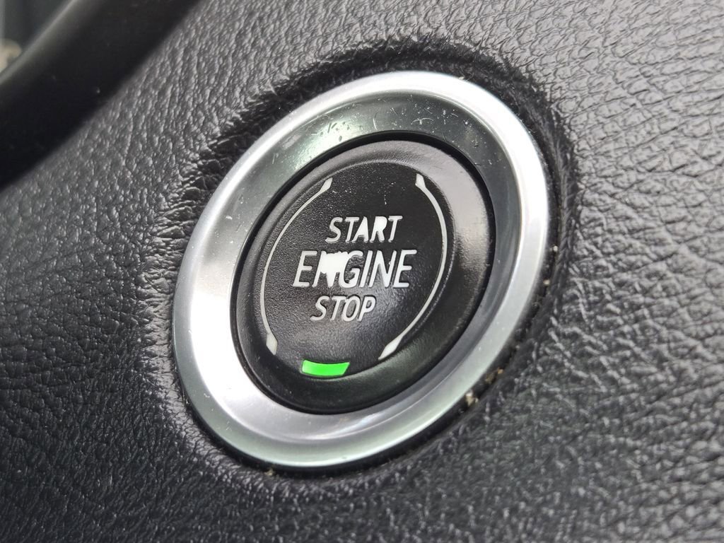 Used 2020 Cadillac XT4 Premium Luxury w/ Cold Weather Package image 22