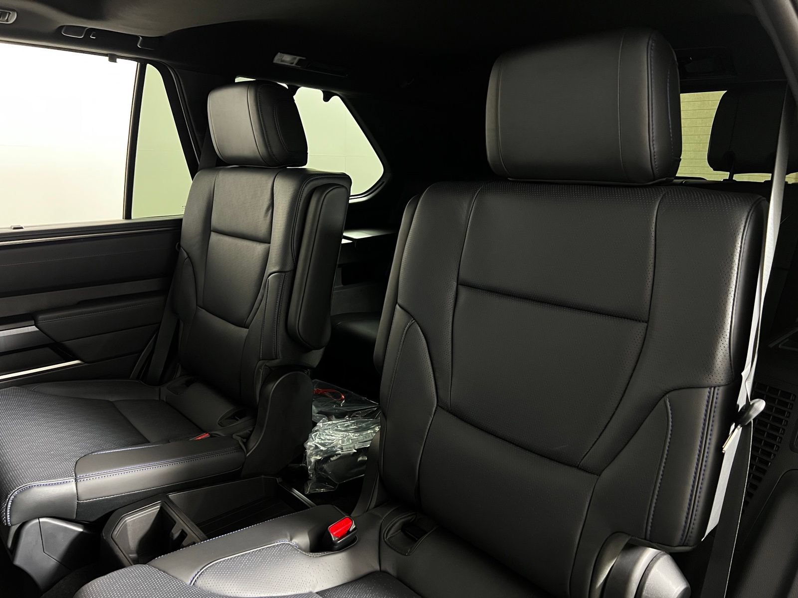 Used 2026 Toyota Sequoia Platinum w/ TRD Off-Road Package AWD/4WD image 27