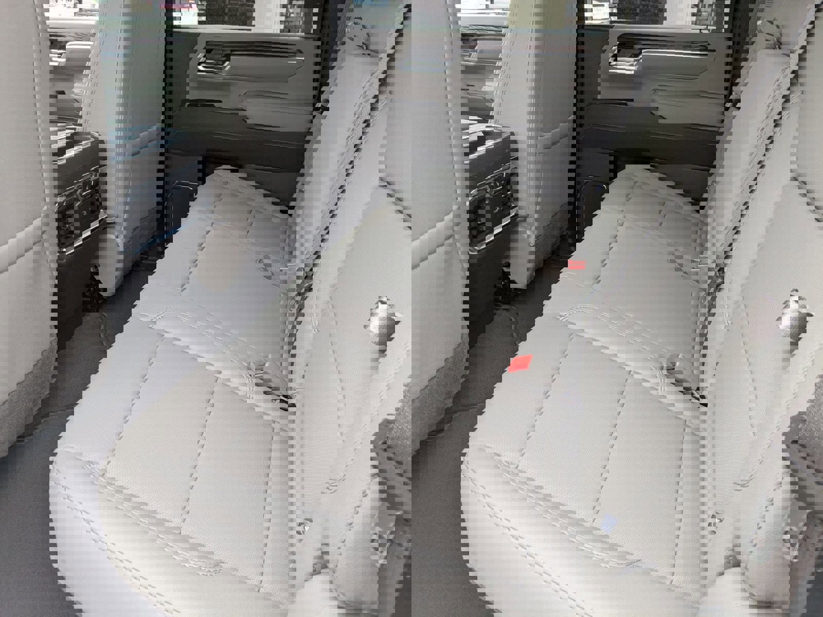 New 2025 GMC Sierra 2500 SLT w/ SLT Premium Package image 26