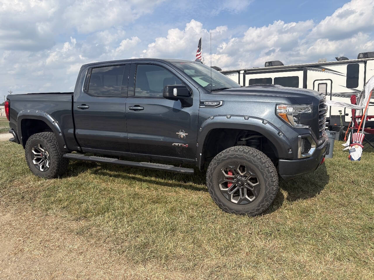 Used 2020 GMC Sierra 1500 AT4 w/ AT4 Premium Package AWD/4WD image 7