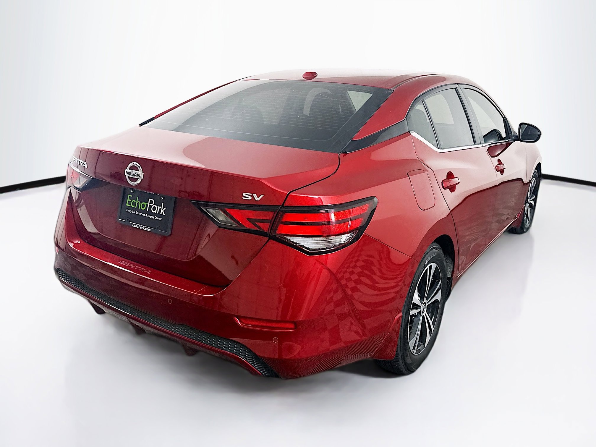 Used 2022 Nissan Sentra SV w/ Trunk Package image 9