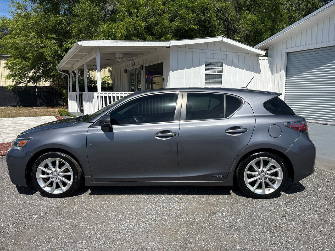 Used 2012 Lexus CT 200h Premium w/ Leather Pkg FWD image 8
