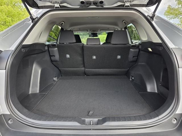 Used 2025 Toyota RAV4 LE FWD image 35