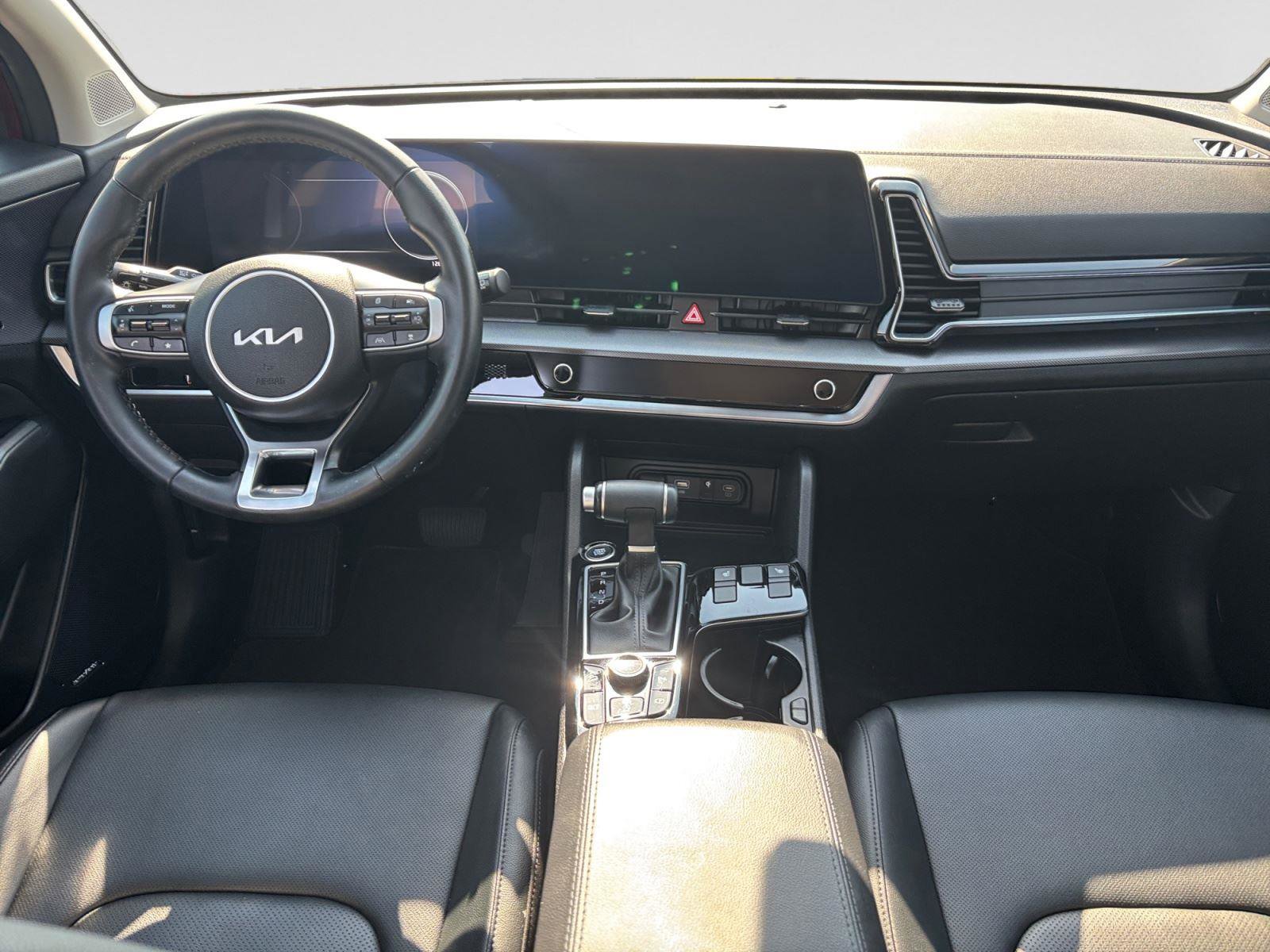 Used 2025 Kia Sportage SX FWD image 14