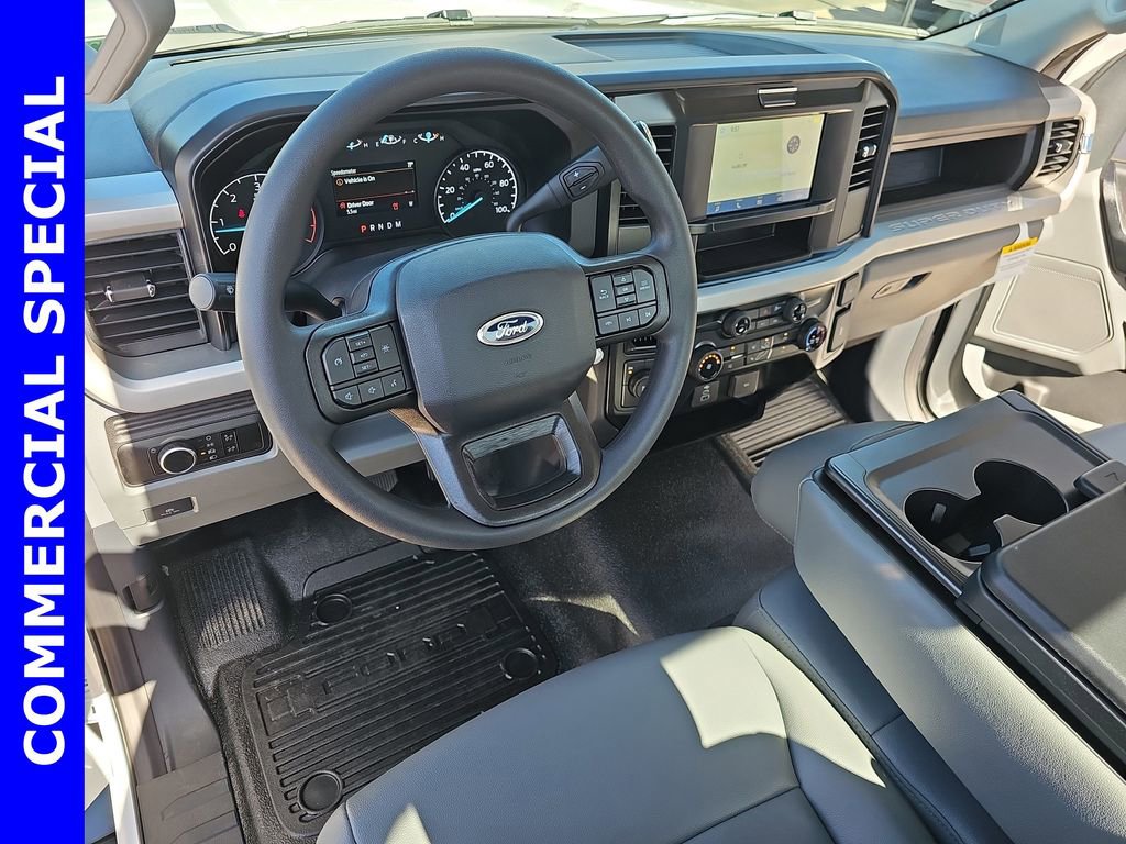 New 2025 Ford F550 4x4 Regular Cab Super Duty image 15