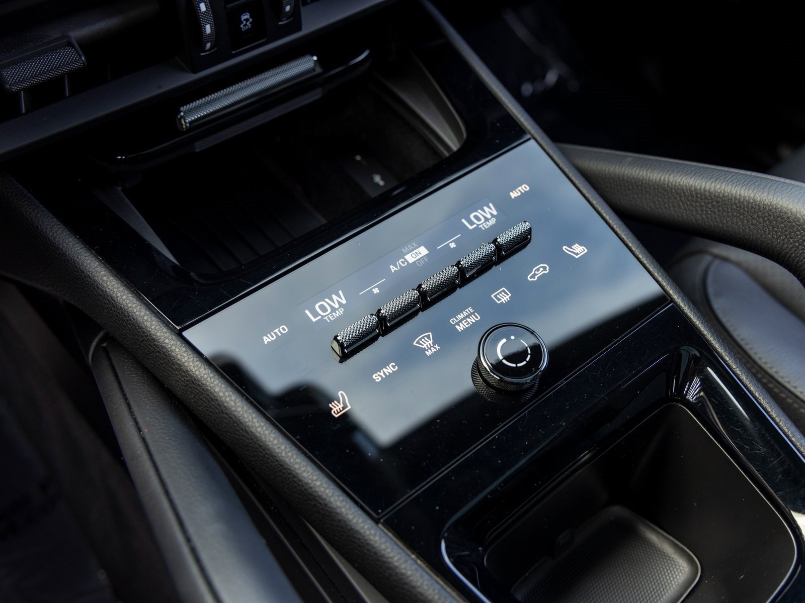 Certified 2025 Porsche Cayenne image 36