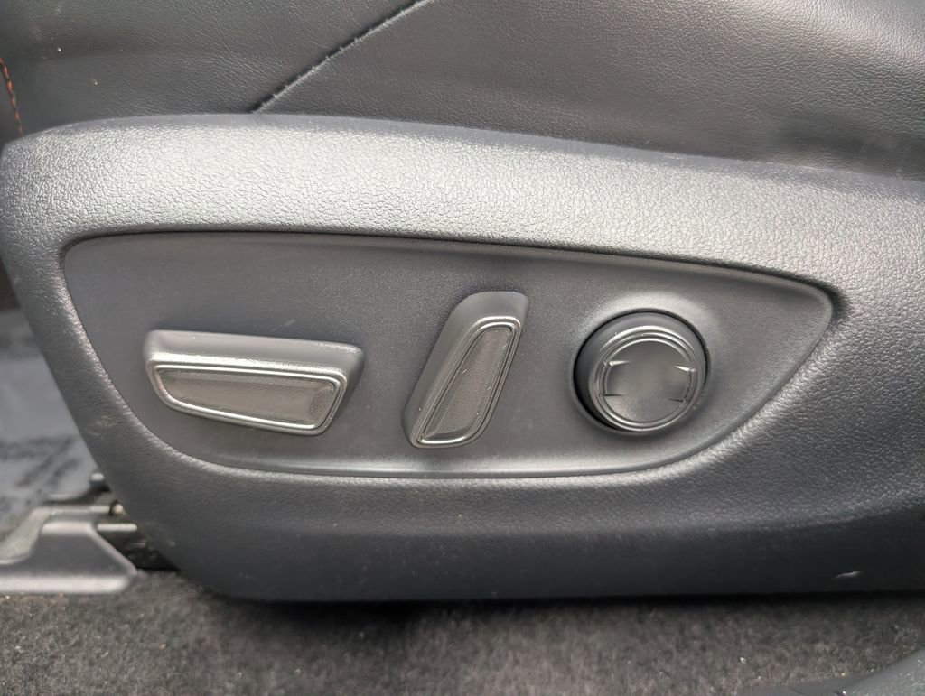 Used 2024 Toyota RAV4 Adventure AWD/4WD image 19