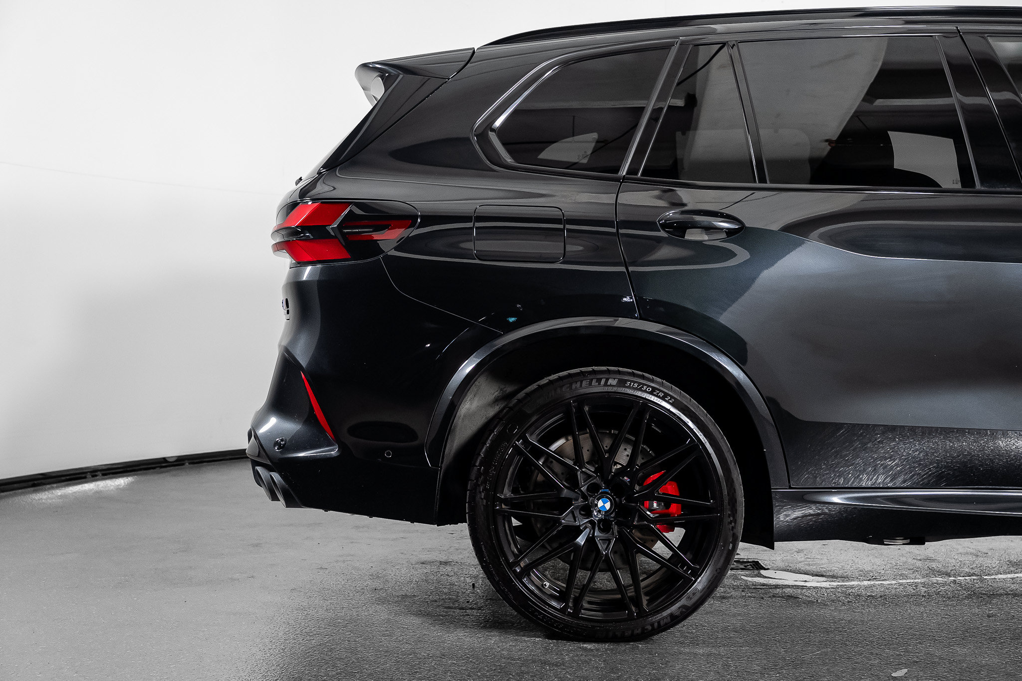 Used 2025 BMW X5 M Competition AWD/4WD image 32