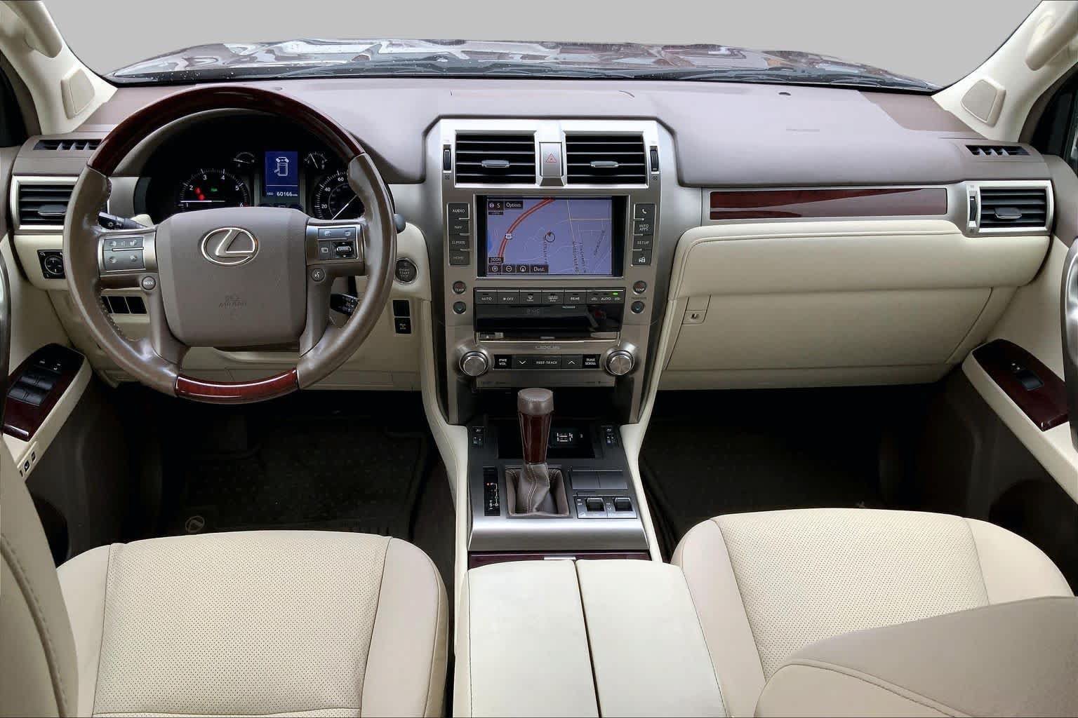 Used 2016 Lexus GX 460 w/ Premium Package AWD/4WD image 16