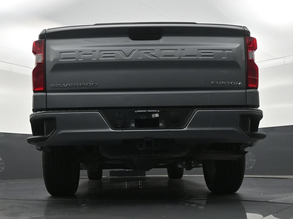 Used 2022 Chevrolet Silverado 1500 Custom w/ Safety Confidence Package AWD/4WD image 26