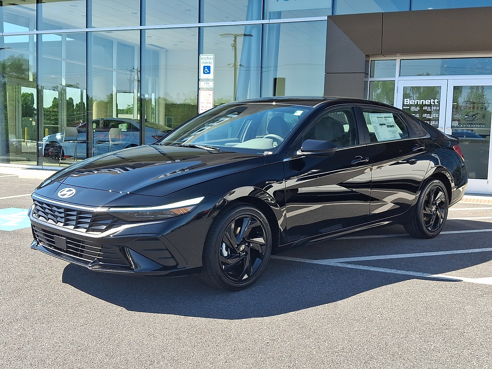 New 2026 Hyundai Elantra SEL Sport Premium FWD image 2