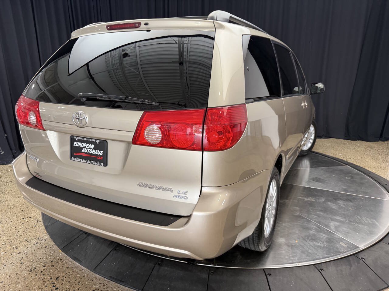 Used 2008 Toyota Sienna LE AWD/4WD image 7