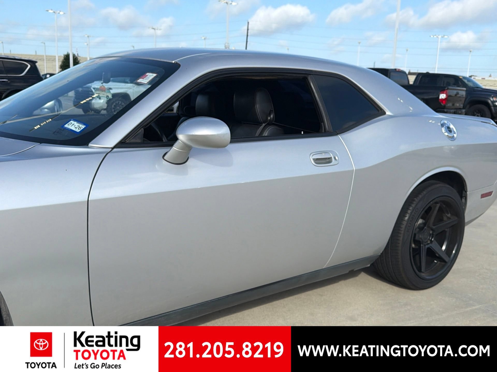 Used 2009 Dodge Challenger R/T RWD image 6
