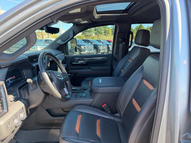 Used 2025 GMC Sierra 3500 AT4 w/ AT4 Premium Plus Package AWD/4WD image 21