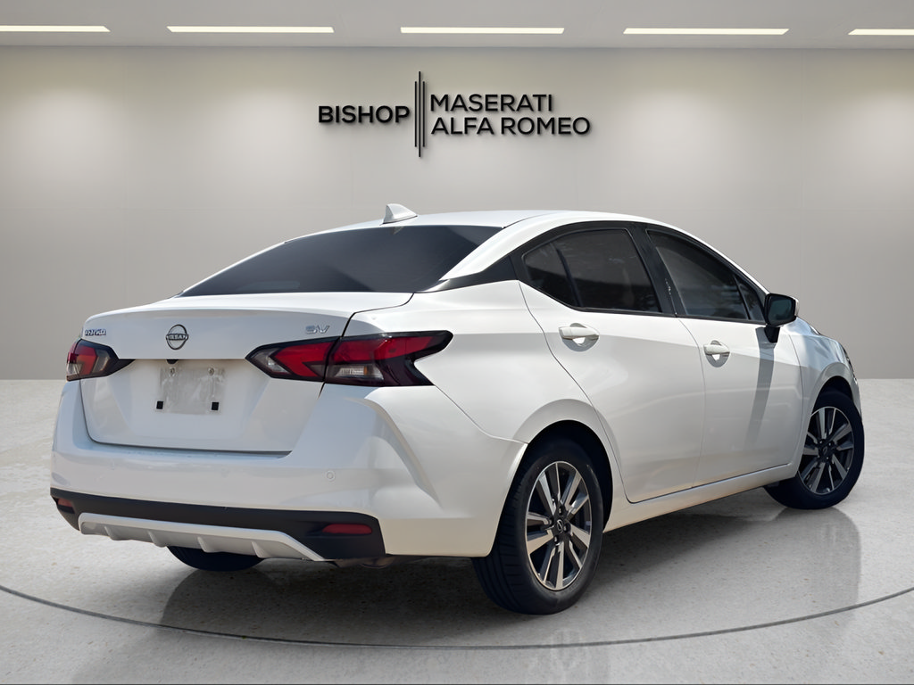 Used 2024 Nissan Versa SV FWD image 4