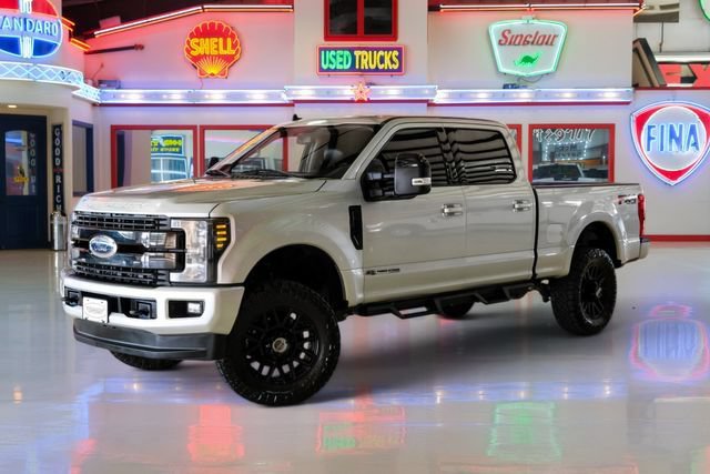 Used 2019 Ford F250 Lariat AWD/4WD image 2