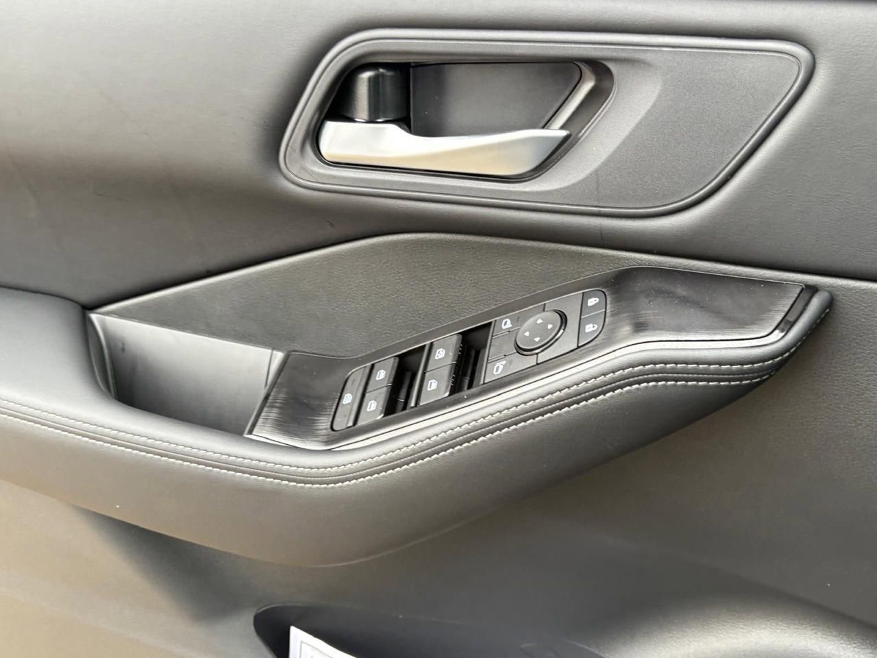 New 2026 Nissan Rogue SV image 15