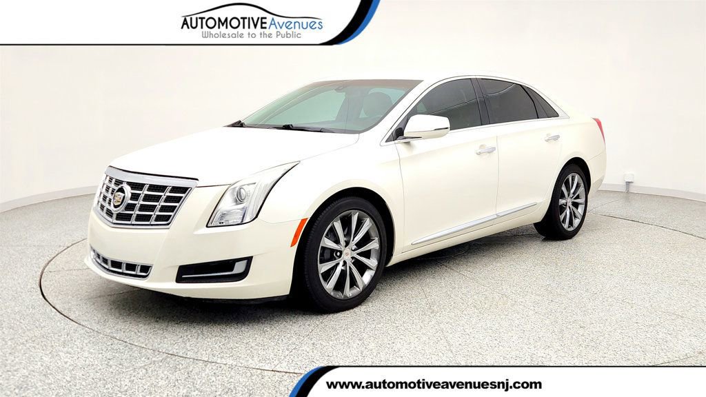 Used 2014 Cadillac XTS FWD image 1