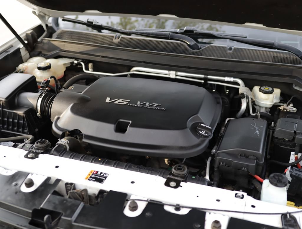 Used 2017 Chevrolet Colorado LT w/ LT Convenience Package image 29